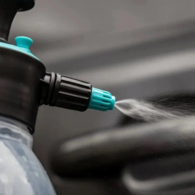 Bình pha dung dịch bơm tay áp lực - PRESSURE SPRAYER