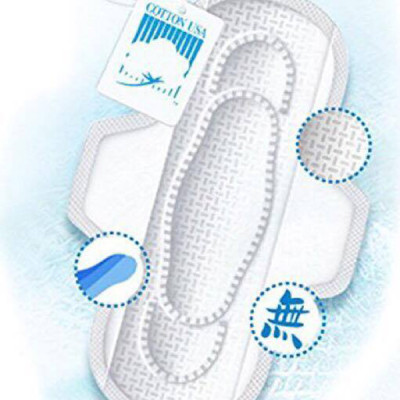 Băng vệ sinh Kleannara SooHan siêu mỏng cánh Hàn Quốc (26cm x16 miếng) + Móc khoá