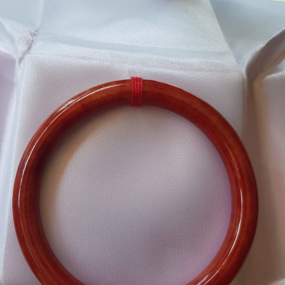 Vòng Tay Phong Thủy mới Đá Cẩm Thạch Đỏ Đẹp 60mm x cọng 8mm màu đỏ cam nhẹ đều đẹp nữ mệnh hỏa mệnh thổ 58kg - 70kg đeo hợp đẹp ạ