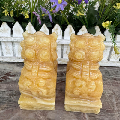 Cặp tượng Kỳ Lân phong thủy đá ngọc - Cao 10 cm