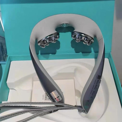 Máy mát-xa Cổ SKG P7-Pro massage xung điện, con xoay vật lý,chườm nóng hồng ngoại, mang đi làm, đi công tác, du lịch tiện lợi giảm stress, đau mỏi