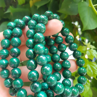 Vòng Tay Phong Thủy Đá Lông Công hay gọi là đá Malachite tự nhiên bóng đẹp  Size vòng 9mm nữ mệnh Mộc mệnh Hỏa  Vòng Xanh Đá Lông Công Vân tự nhiên đẹp đeo tốt sức khỏe, đẹp, may mắn trong công việc ạ