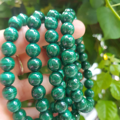 Vòng Tay Phong Thủy Đá Lông Công hay gọi là đá Malachite tự nhiên bóng đẹp  Size vòng 9mm nữ mệnh Mộc mệnh Hỏa  Vòng Xanh Đá Lông Công Vân tự nhiên đẹp đeo tốt sức khỏe, đẹp, may mắn trong công việc ạ
