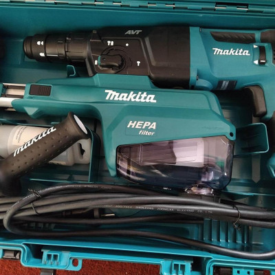MÁY KHOAN ĐỘNG LỰC VỚI HỆ THỐNG HÚT BỤI 800W MAKITA HR2653T - HÀNG CHÍNH HÃNG