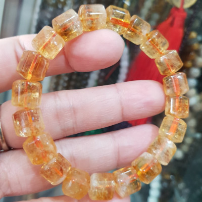 Vòng tay thạch anh Vàng khúc mới đẹp size hạt 9mm rất hợp nữ mệnh kim mệnh Thổ mệnh Thủy ạ