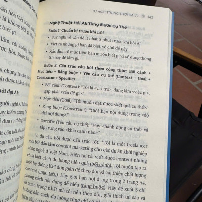 TỰ HỌC TRONG THỜI ĐẠI AI: Cơ Hội Vàng Cho Người Việt Nam – Nguyễn Quốc Trình – Mochibooks – NXB Dân Trí