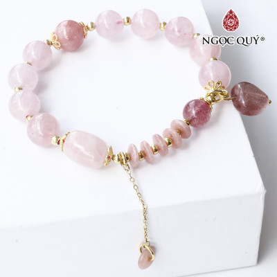 Vòng đá thạch anh hồng phối thạch anh dâu và đá đào hoa mệnh hỏa, thổ - Ngọc Quý Gemstones