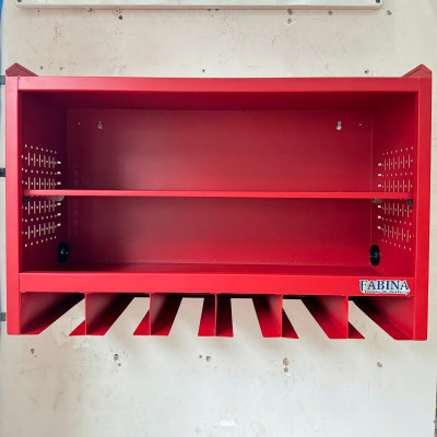 Tủ dụng cụ treo tường màu đỏ