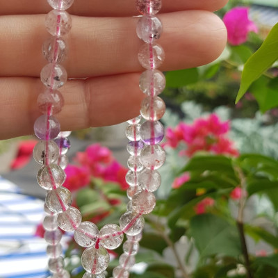 Vòng chuỗi đeo cổ Đá Super Seven tự nhiên kiểu đẹp quá Hạt 6mm lên kiểu đeo rất xinh trẻ xinh đẹp màu tím trắng bóng đẹp sang Nữ đeo may mắn phối đồ lên rất là đẹp ạ