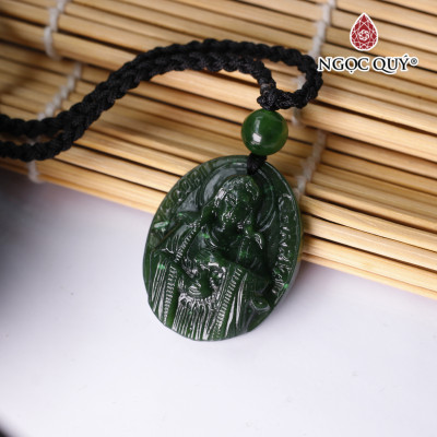 Mặt dây chuyền mẹ maria đá ngọc bích 32x27x8mm mệnh hỏa, mộc - Ngọc Quý Gemstones