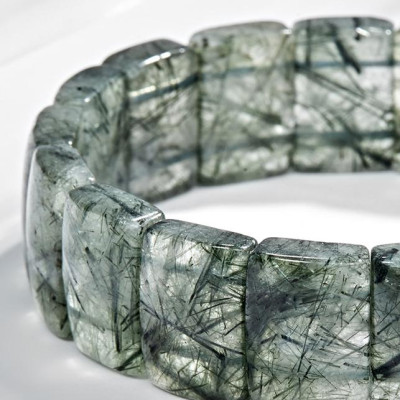 Vòng tay đá thạch anh tóc xanh bản vuông (10x14mm) Ngọc Quý Gemstones