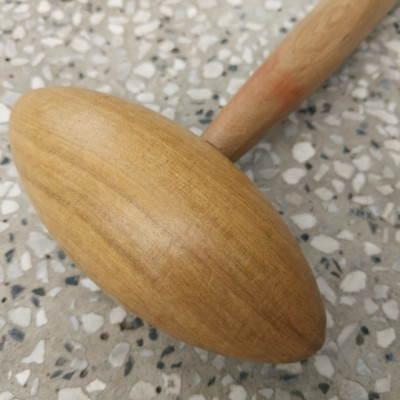 Búa Đấm Huyệt Đạo Massager- Gỗ Bách Xanh KT 32 X 9.5 X 4.5 CM - Gõ Thư Giãn Vùng Thái Dương - Gõ Trên Cánh Tay