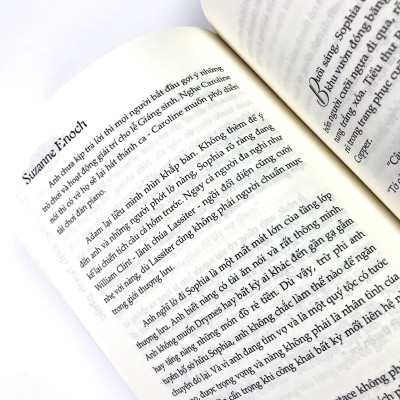 Mùa Giáng Sinh Hạnh Phúc + Tặng kèm Móc Khóa