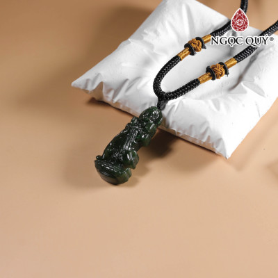 Mặt dây chuyền phật bà đá ngọc bích nephrite 17x41mm mệnh mộc, mệnh hỏa - Ngọc Quý Gemstones