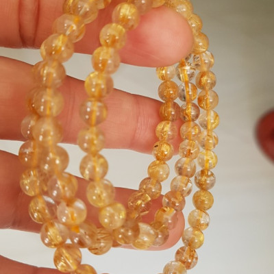  Vòng thạch anh tóc vàng tự nhiên trong bóng đẹp size hạt 5mm - 6mm các Chị em nữ đeo kiểu quấn 3 vòng tay màu vàng tươi sáng bóng chuẩn hợp nữ mệnh kim thổ  thủy đeo quyến rũ xinh đẹp trẻ trung may mắn đặc biệt tốt sức khỏe công việc tài lộc rẻ đẹp ạ