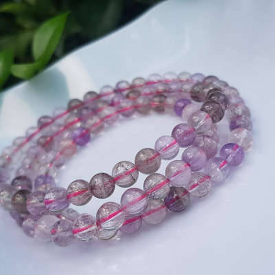 Vòng Tay phong thủy Đá Super Seven tự nhiên bóng đẹp Size vòng hạt 6mm kiểu quấn tay 3 vòng đẹp lắm ạ Super Seven màu tím tím trắng bóng thiệt là đẹp ạ