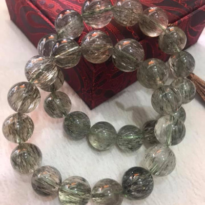 VÒNG NAM VIP 14,5LY  ĐÁ THẠCH ANH TÓC XANH TRONG THẲNG MƯỢT SANG ĐẲNG CẤP  HỢP CÁC ANH MỆNH MỘC HỎA THỦY