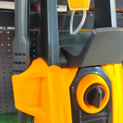 MÁY XỊT RỬA XE CAO CẤP 1800W 150BAR INGCO HPWR18008 - HÀNG CHÍNH HÃNG