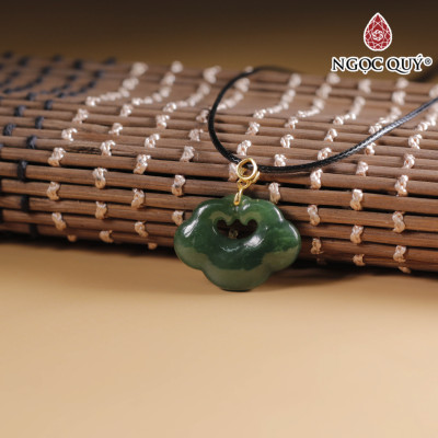 Mặt dây chuyền khóa như ý đá ngọc bích nephrite 18x24mm mệnh mộc, mệnh hỏa - Ngọc Quý Gemstones