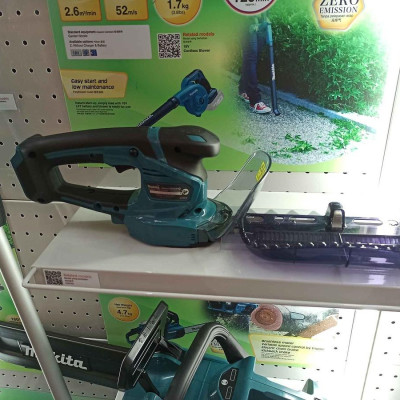 MÁY TỈA HÀNG RÀO PIN 12V  200 MM MAKITA UH201DWAX (1 PIN 12V MAX 2.0AH VÀ 1 SẠC NHANH.) - HÀNG CHÍNH HÃNG