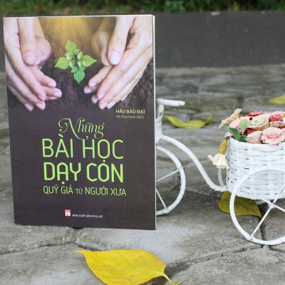 Sách- Những Bài Học Quý Giá Từ Người Xưa (ML)
