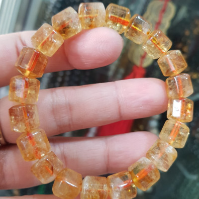 Vòng tay thạch anh Vàng khúc mới đẹp size hạt 9mm rất hợp nữ mệnh kim mệnh Thổ mệnh Thủy ạ