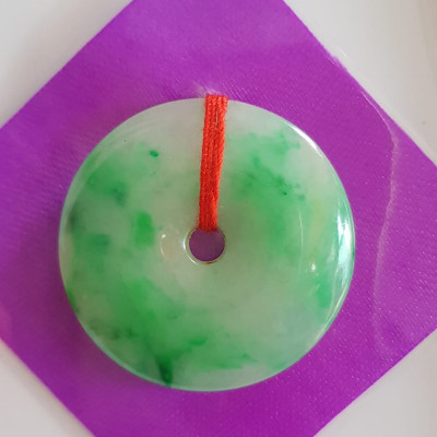 Mặt dây chuyền Đồng Điếu A Đẹp  Đá Ngọc cẩm thạch tự nhiên trắng xanh lý đều đẹp  Size 32mm x dầy 6mm Nữ bọc vàng đeo đẹp sang may mắn tài lộc ạ