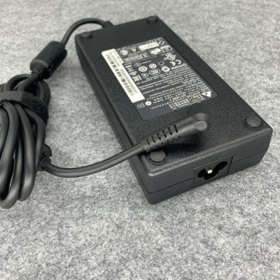 Sạc dành cho (Adapter for) Laptop MSI Bravo 15 A4DCR 180W hàng nhập khẩu