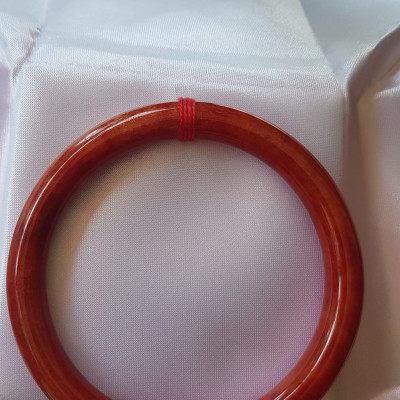 Vòng Tay Phong Thủy mới Đá Cẩm Thạch Đỏ Đẹp 60mm x cọng 8mm màu đỏ cam nhẹ đều đẹp nữ mệnh hỏa mệnh thổ 58kg - 70kg đeo hợp đẹp ạ