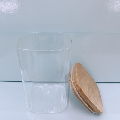 HŨ THỦY TINH DÁNG VUÔNG NẮP GỖ ĐỰNG THỰC PHẨM HẠT KHÔ - VD62