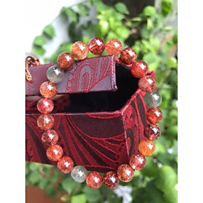 VÒNG THẠCH ANH TÓC TAM TÀI LOẠI ĐẸP MANG MAY MẮN TÀI LỘC CHO GIA CHỦ  Size VÒNG 8MM 100% ĐÁ TỰ NHIÊN HÀNG VIP BÓNG MƯỢT ĐẸP LẮM Ạ