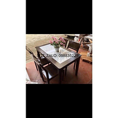 Bàn ăn gỗ sồi đen