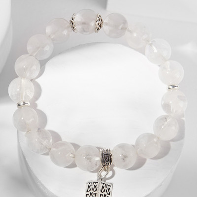 Vòng tay thạch anh ưu linh trắng phối lồng đèn Ngọc Quý Gemstones