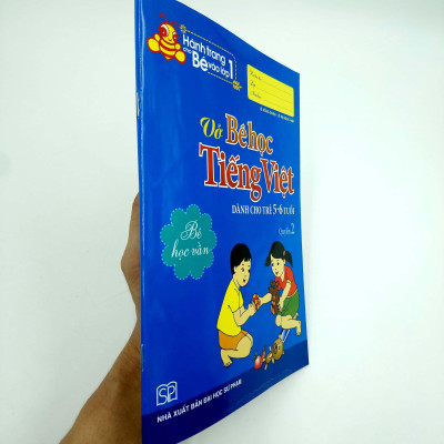 Hành Trang Bé Vào Lớp 1 - Vở Bé Học Tiếng Việt (Quyển 2)