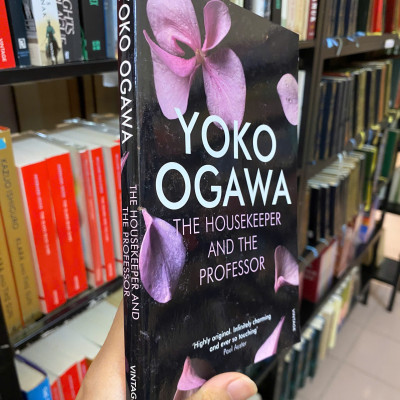 Sách - The Housekeeper and the Professor by Yoko Ogawa - Tiểu thuyết tiếng Anh / Novel / English Fiction