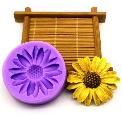 Khuôn silicon làm bánh, rau câu hoa cúc họa mi – Mã số 1125