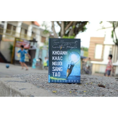 Khoảnh Khắc Người Sáng Tạo - Bản Quyền