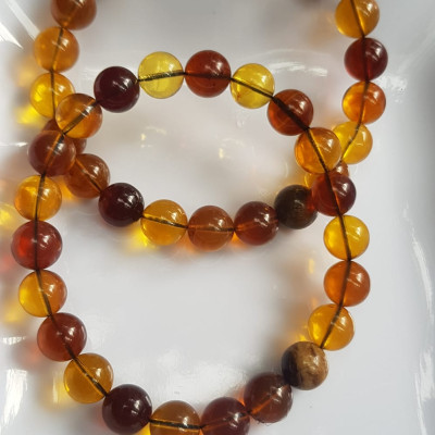 Vòng tay chuỗi đá Hổ Phách vàng nâu tự nhiên đẹp Size hạt 8mm Vòng hợp nữ mệnh thổ mệnh kim may mắn tốt sức khỏe công danh sự nghiệp xinh tay ạ