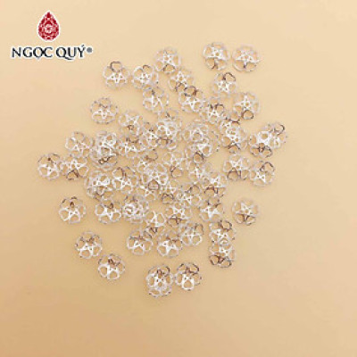 Combo 20 cái charm bạc trắng chụp hạt họa tiết cỏ 5 lá - Ngọc Quý Gemstones