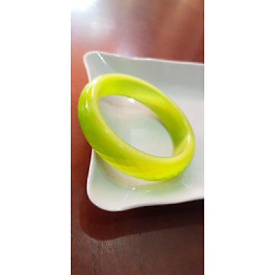 Vòng tay bản hẹ đá mắt mèo giác xanh đợt chuối tươi sáng mới đẹp lạ vòng Ni 55mm x Cao 15mm x dầy 7mm nữ mệnh mộc mệnh hoả 52kg - 56kg  đeo rẻ đẹp