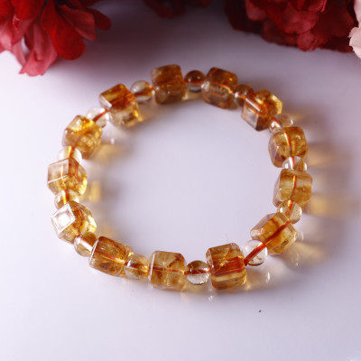 Vòng tay hạt vuông đá thạch anh vàng - citrine mệnh thổ, kim - Ngọc Quý Gemstones