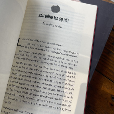 (Ấn phẩm chính thức của quỹ Napoleon Hill) TƯ DUY CỦA NGƯỜI GIÀU GỐC Á – Một ấn phẩm về Nghĩ giàu và Làm giàu – John C.Shin – Hồng Nhung dịch – Tân Việt – NXB Dân Trí (Bìa mềm)