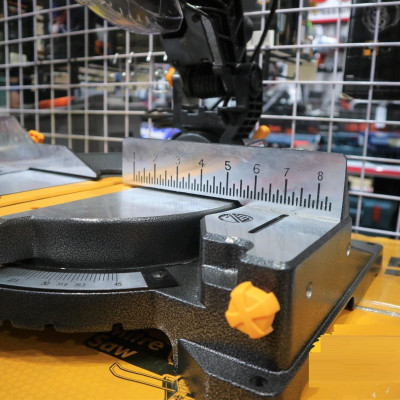 MÁY CẮT GÓC ĐA NĂNG 1400W 254MM INGCO PBMIS14002 - HÀNG CHÍNH HÃNG