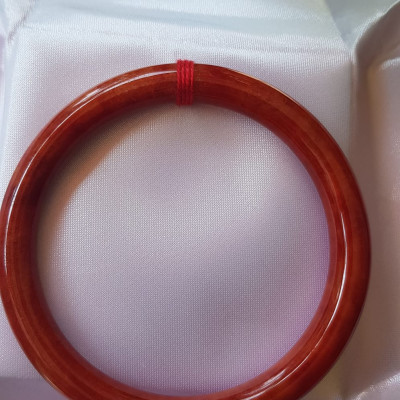 Vòng Tay Phong Thủy mới Đá Cẩm Thạch Đỏ Đẹp 60mm x cọng 8mm màu đỏ cam nhẹ đều đẹp nữ mệnh hỏa mệnh thổ 58kg - 70kg đeo hợp đẹp ạ