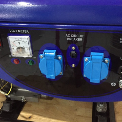 MÁY PHÁT ĐIỆN GIA ĐÌNH 100% DÂY ĐỒNG  DEWOO DW-2200 (2-2.2KW) - HÀNG CHÍNH HÃNG