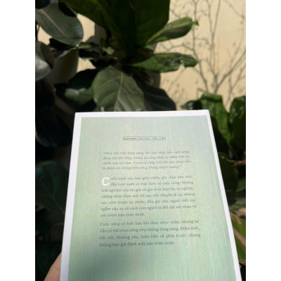 Sách - Sống như một dòng sông (Nguyễn Thị Ngọc Minh) - Nhã Nam