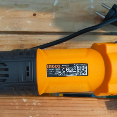 MÁY MÀI GÓC 100MM 750W INGCO AG750282 - HÀNG CHÍNH HÃNG
