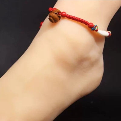 LẮC CHÂN DÂY ĐỎ NANH CHÓ MỰC TRỪ TÀ HỘ MỆNH