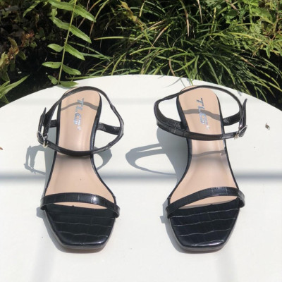 Sandal nữ đế xuồng hot trend  trẻ trung năng động 21417