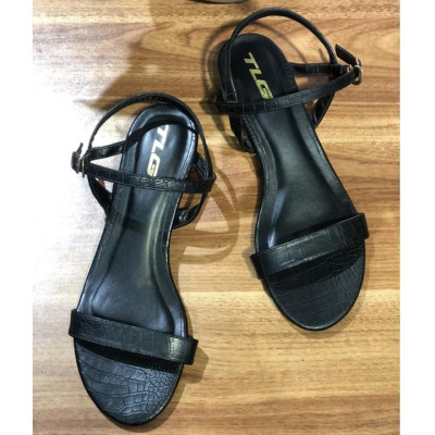 Sandal 3 phân vân cá sấu hot trend  trẻ trung năng động 20830